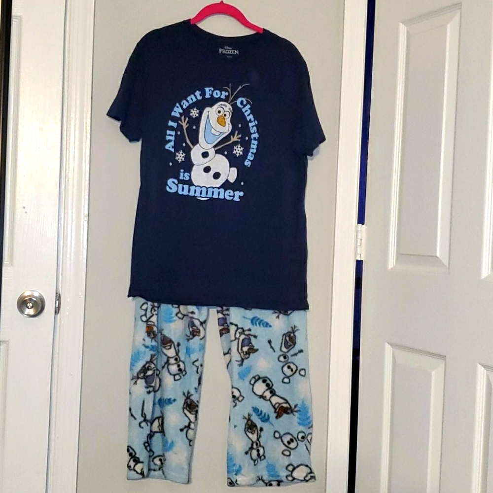 Disney pajama set